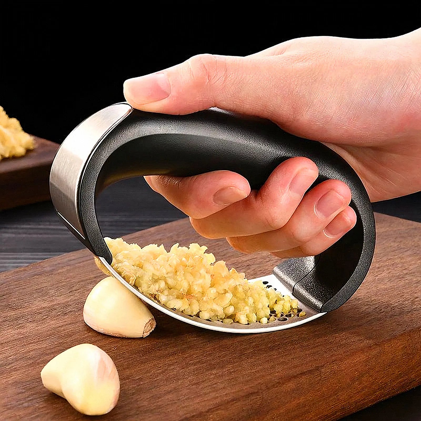 Stainless Steel Garlic Press Crusher For Easy Mincing Kitchen Tools