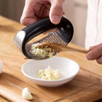 Stainless Steel Garlic Press Crusher For Easy Mincing Kitchen Tools